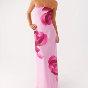 Elegant Pink Floral Strapless Dress